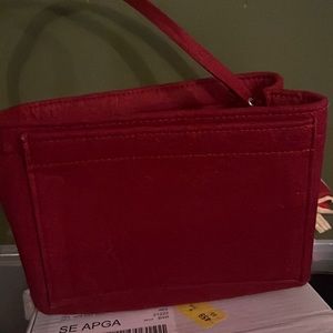 Alma bag storage